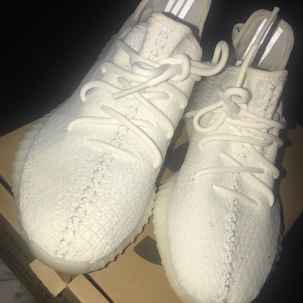 Adidas Yeezy Boost 350 V2 Triple White